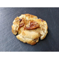 Cookie: pecan nut and mapple sirup