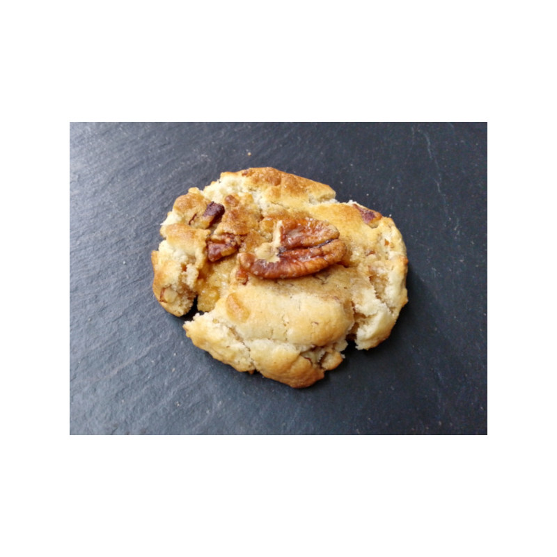 Cookie: pecan nut and mapple sirup